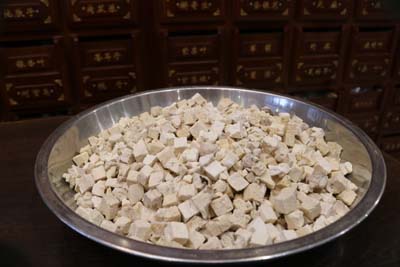 杭州治疗结节的中医馆：儿童得甲状腺结节有哪些症状呢？